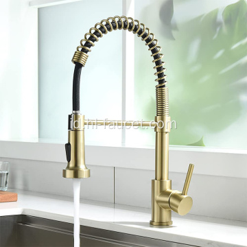 3-lubang faucet dapur kuningan padat dengan sprayer drop-down